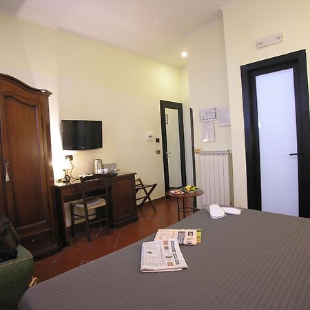 Hotel Toledo Napoli Dış mekan fotoğraf